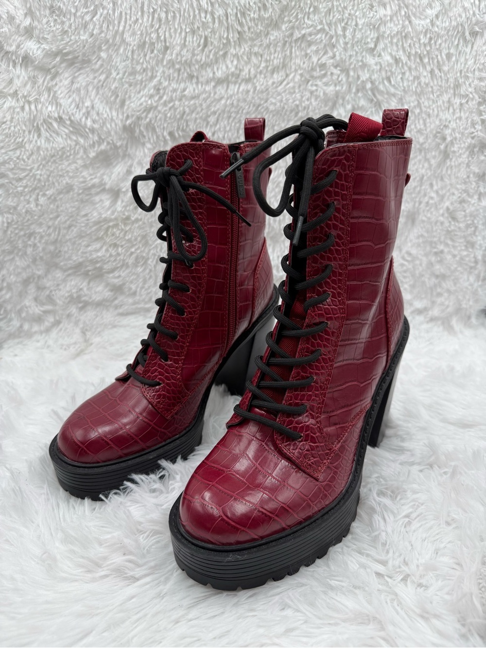 Guess Boots Size 8M Burgundy Kaniela Croc-Embossed Combat Platform Boots